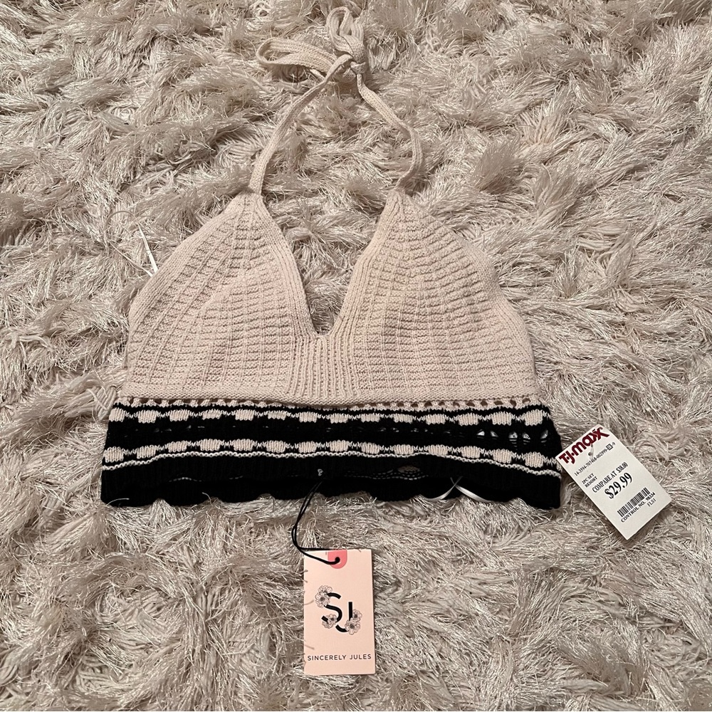 BOGO 🛍️ Sincerely Jules Cream and Black Knit Top